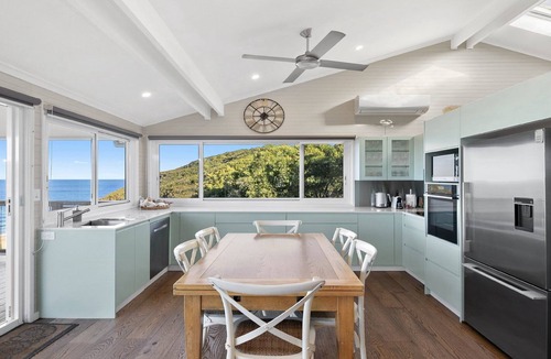 Killcare House | Beachviews at Killcare