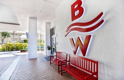 Hallandale Beach Apartment | Beachwalk 1BedRoom Dream