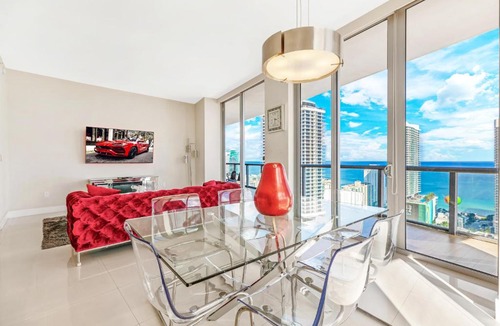 Hallandale Beach Apartment | Beachwalk Resort 3301