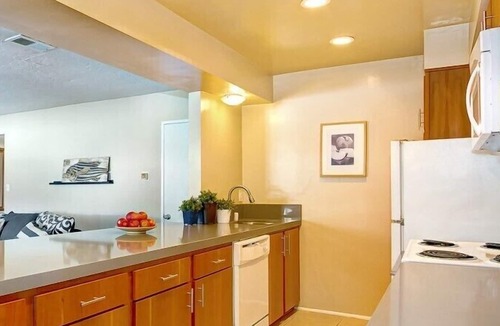Carlsbad Village Apartment | Beachwalk Villas