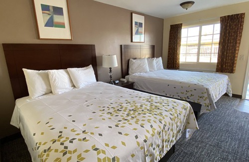 Arroyo Grande Hotel | BeachWay Inn