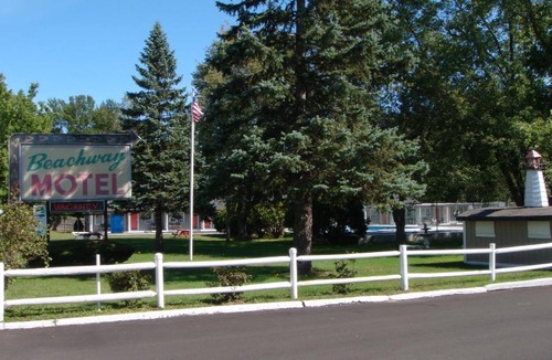 Salisbury Hotel | Beachway Motel