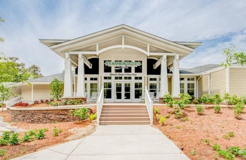Sea Scape Condo | Beachwoods 4 bedroom w/open loft · Outer Banks adventure, 3 bedroom w/loft as 4th.