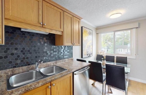 Wasaga Beach House | Beachy Daze in Wasaga Beach