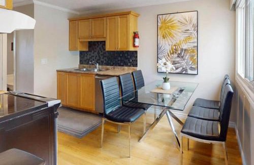 Wasaga Beach House | Beachy Daze in Wasaga Beach
