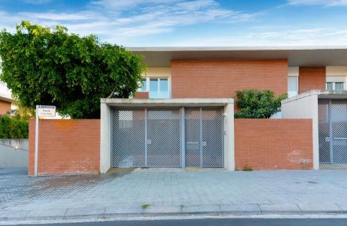 Montgat House | Beachy House - Casa en Montgat, Barcelona