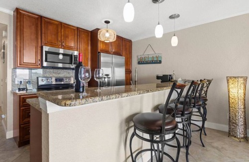 Rocky Point Condo | Beachy Vibes, Game Day Fun on the Bay, Heated Pool
