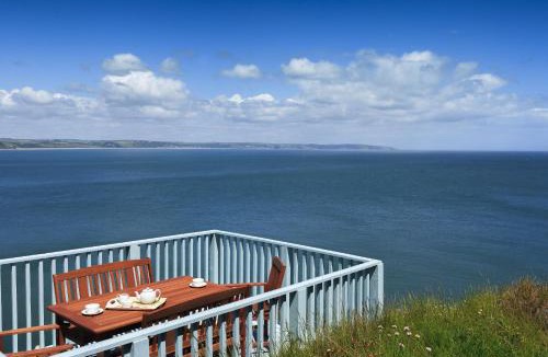 Chillington House | Beacon Cottage