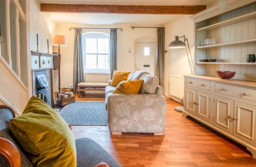 Addingham House | Beacon Cottage