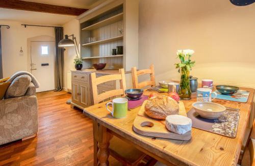 Addingham House | Beacon Cottage