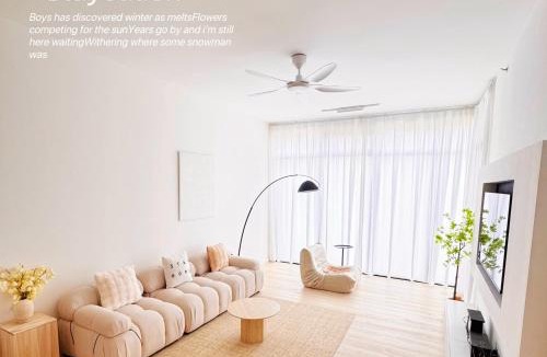 George Town Apartment | Beacon Georgetown Skypool Cityview Free 2 Carpark