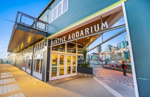 North Beacon Hill Condo | Beacon Hill Retro - Central Location