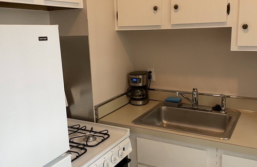 Beacon Hill Condo | Beacon Hill Studio Condo steps from MGH