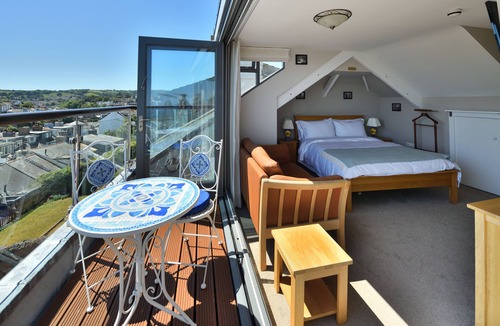 Brixham Bed & Breakfast | Beacon House