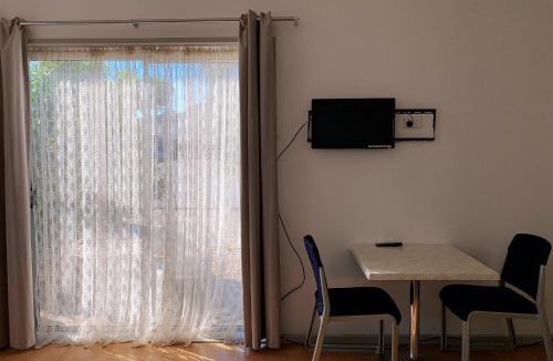 Beaconsfield Hotel | Beaconsfield Lodge Motel