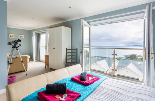 Torpoint Villa | Beaconview Beach House