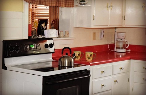 Paxinos Bed & Breakfast | Beagle's Bed & Breakfast