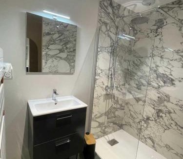 Niergnies Apartment | Bealtitude