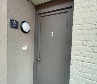 Niergnies Apartment | Bealtitude