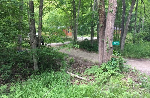 South Bloomingville Cabin | Bear Cabin, Hocking Hills