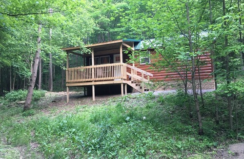 South Bloomingville Cabin | Bear Cabin, Hocking Hills