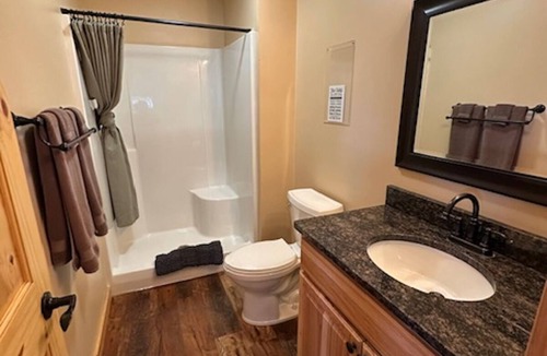 Attica Cabin | Bear Cave - Two Bedroom, 2 Bath Luxury Cabin