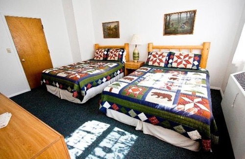 Mead Cabin | Bear Creek Lodge