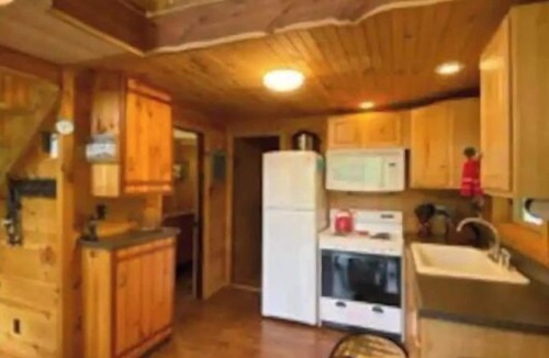 Robbinsville Cabin | Bear Creek Retreat