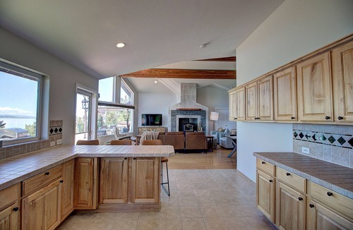 Bigfork House | Bear Dance Retreat- Private Cherry Orchard