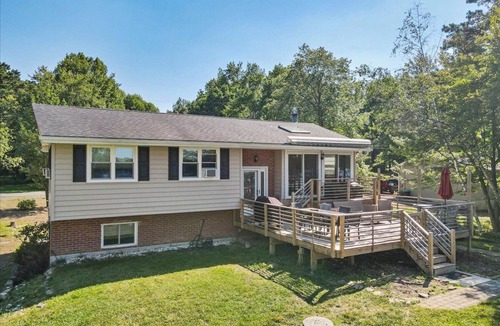 Jim Thorpe House | Bear Foot Lake House