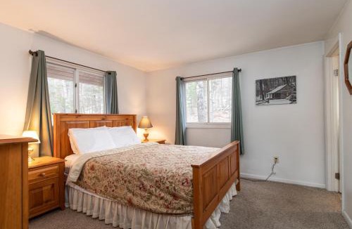 Ludlow House | Bear Hill Cabin cabin