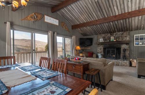 Ludlow House | Bear Hill Cabin cabin