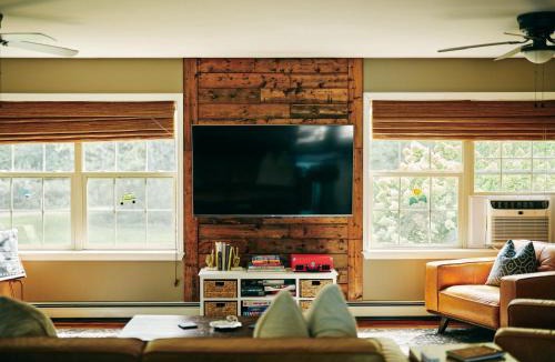 Cairo House | Bear House Catskills - Private Pool, Pond, Hot Tub, Work-Friendly