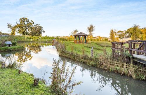 Newmarket House | Bear House- Uk45704