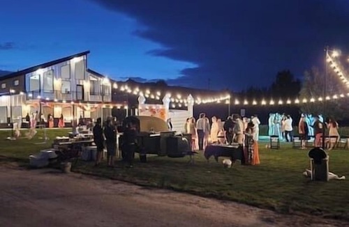 Dingle House | Bear Lake Beach Front! Sleeps 46