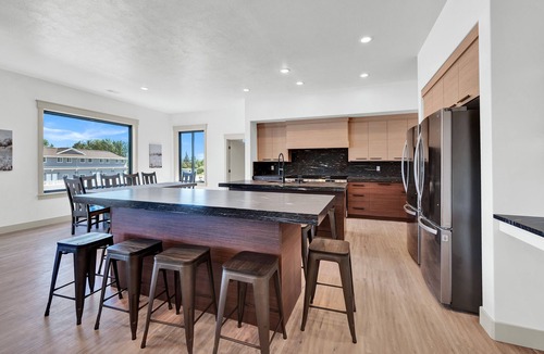 Garden City House | Bear Lake Family/Group Retreat - Sleeps 40