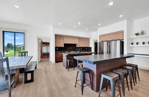 Garden City House | Bear Lake Family/Group Retreat - Sleeps 40