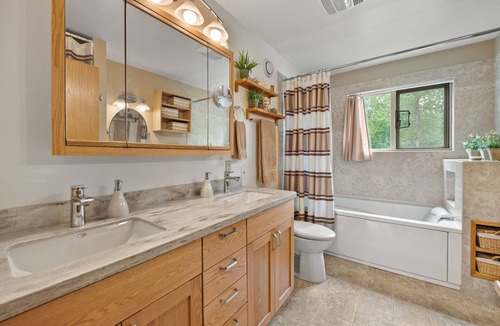 Bear Creek Bed & Breakfast | Bear Lake Lodgings Bed & Breakfast