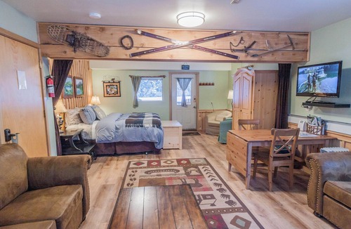 Bear Creek Bed & Breakfast | Bear Lake Lodgings Bed & Breakfast