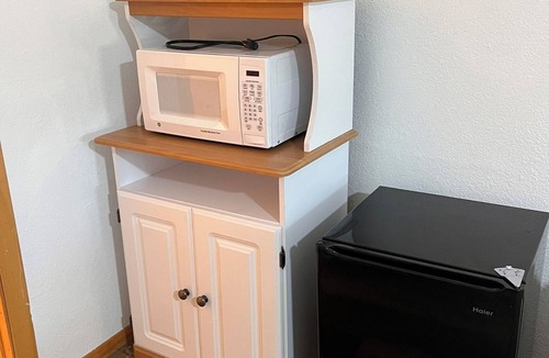 Paris House | Bear Lake Private Suite sleeps 3