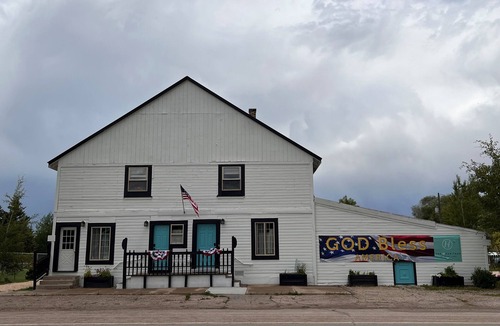 Paris House | Bear Lake Private Suite sleeps 3