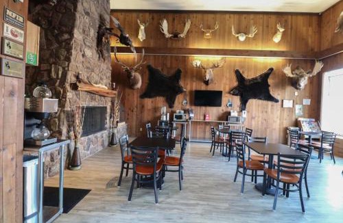 Sundance Hotel | Bear Lodge Motel