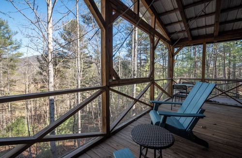 Clayton Cabin | Bear Necessities Cabin