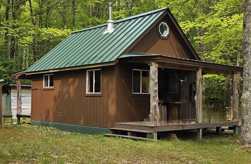 Shingleton Cabin | Bear Necessity Cabin Melstrand, MI