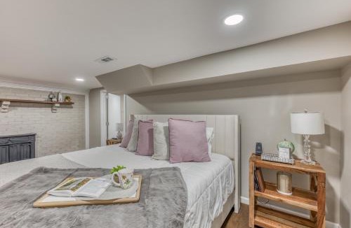 Johnson City House | Bear Oaks Retreat