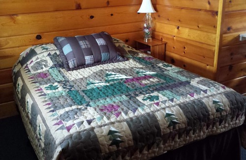 Michigamme Hotel | Bear Paw Inn