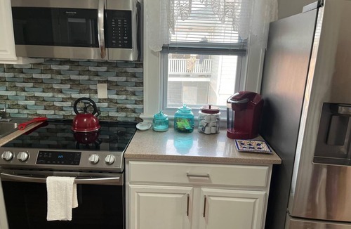 Waterbury House | Bear Retreat - 2-bedroom house in Waterbury