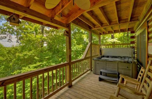 McCaysville House | Bear Ridge Hideaway - Cuddleup