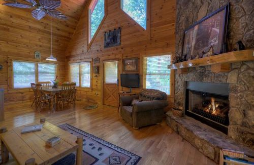McCaysville House | Bear Ridge Hideaway - Cuddleup