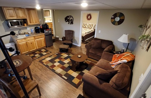 Colebrook Hotel | Bear Rock Suites